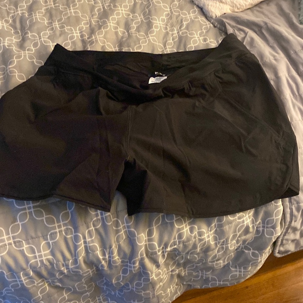 New Lands End size 12 3 inch board shorts